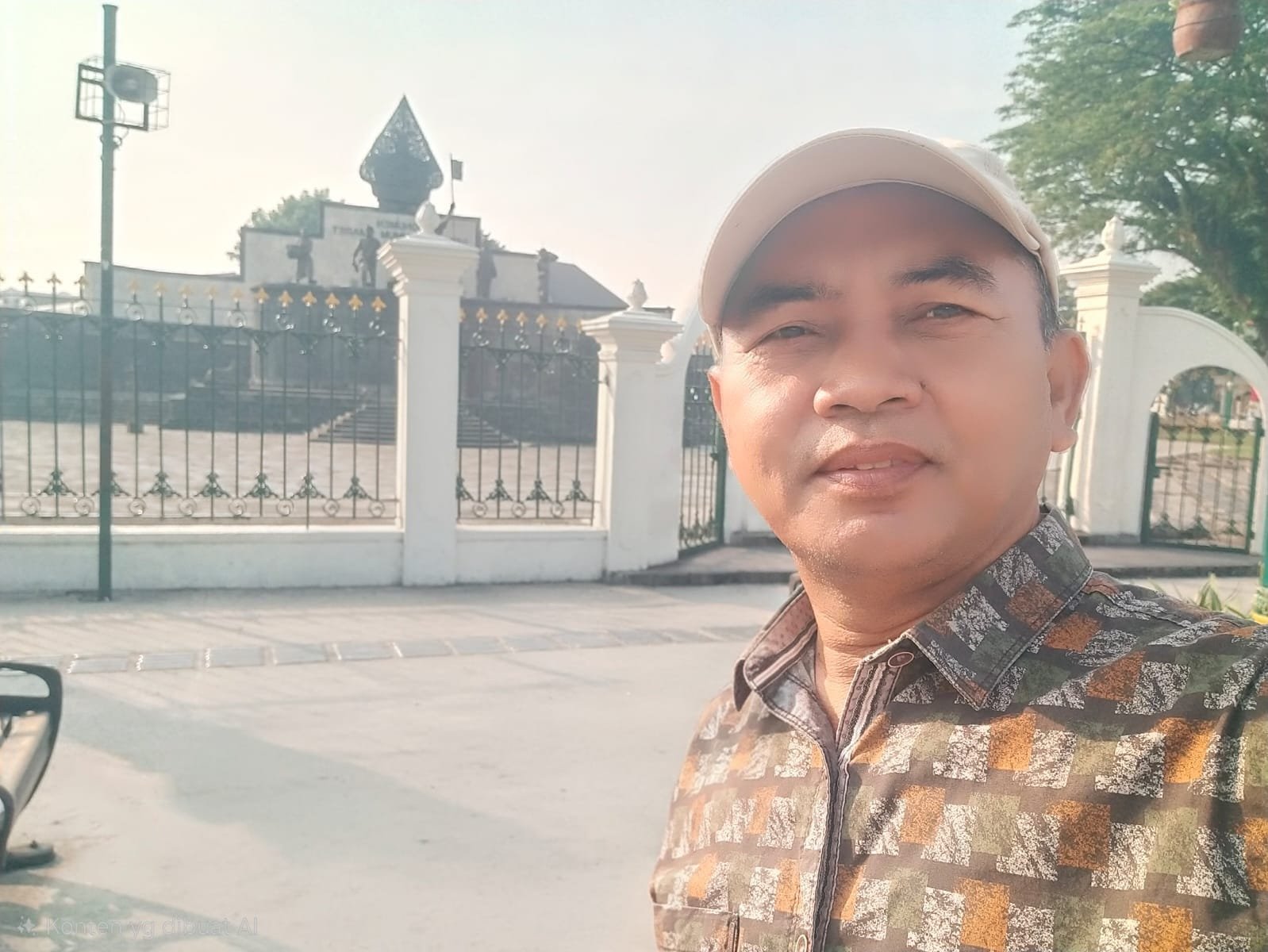 KOMARUDIN, SH